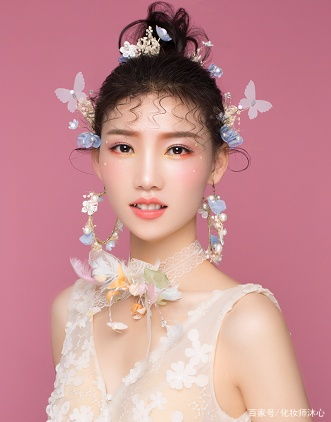 學習化妝到哪兒學 長沙哪所化妝培訓學校好