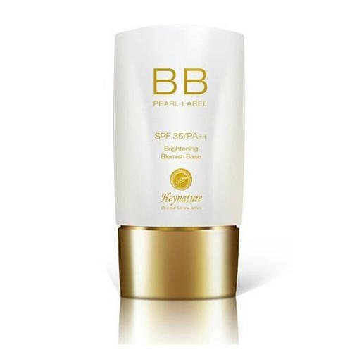 你喜歡粉底液還是bb霜 玉林創意美容美發化妝培訓學校