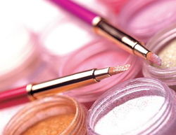 專業彩妝老師教你如何化妝