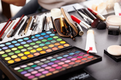 郴州化妝培訓學校學費表