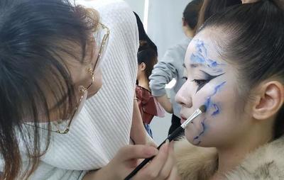 重慶化妝學校疫情期間何時能開學