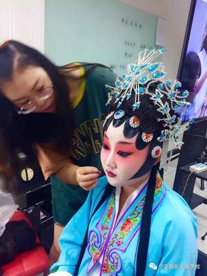 寧夏時尚新鋒攝影化妝培訓學校--戲曲妝課堂_時尚_網