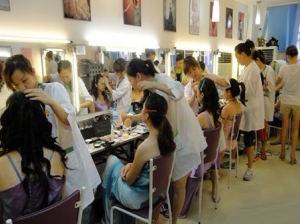 麗妍國(guó)際美容美發(fā)化妝學(xué)校我要點(diǎn)評(píng)